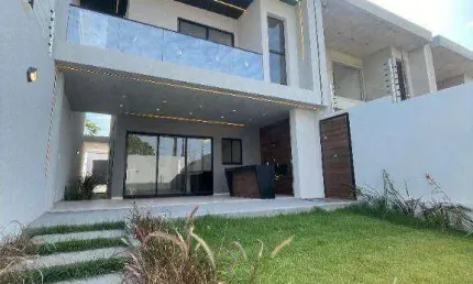 Casa com 4 dormitórios à venda, 158 m² por R$ 669.000,00 - Precabura - Eusébio/CE