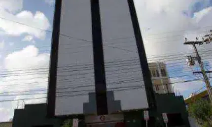 Edifício Comercial na Aldeota com infraestrutura completa e design inovador,.