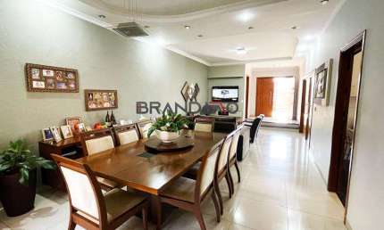Casa para Venda em Ribeirão Preto, Jardim Anhangüera, 3 dormitórios, 1 suíte, 3 banheiros, 6 vagas
