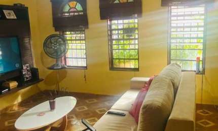 CASA Á VENDA NO SUMAREZINHO RIBEIRÃO PRETO, com 3 quartos sendo 1 suíte por R$ 360.000,00