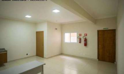 SALA COMERCIAL PARA VENDA - 29,88m² - Á 30M DA AVENIDA MEIRA JÚNIOR - R$155.000,00