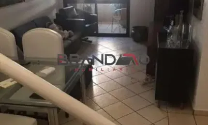 Casa para Venda em Ribeirão Preto, Centro, 2 dormitórios, 1 suíte, 2 banheiros, 1 vaga