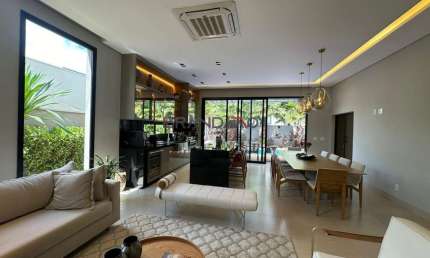 CASA TÉRREA PARA VENDA NO ALPHAVILLE - RIBEIRÃO PRETO - 266,80m² - 3 SUÍTES - R$2.900.000,00