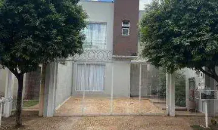 SOBRADO Á VENDA EM BONFIM PAULISTA, 3 QUARTOS SENDO 1 SUÍTE POR R$ 640.000,00