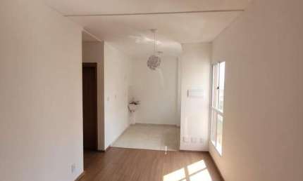 APARTAMENTO PARA LOCAÇÃO NO LAR FLORENÇA - 2 QUARTOS - 42,81m² - R$900,00