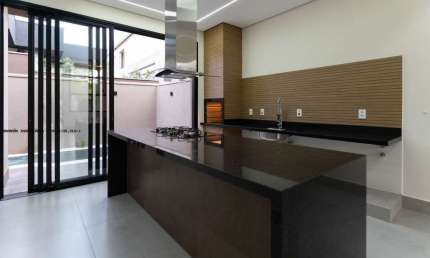 CASA Á VENDA NO CONDOMÍNIO VIVENDAS DA MATA - PORTAL AROEIRA RIBEIRÃO PRETO, com 3 quartos suíte por R$ 1.200.000,00