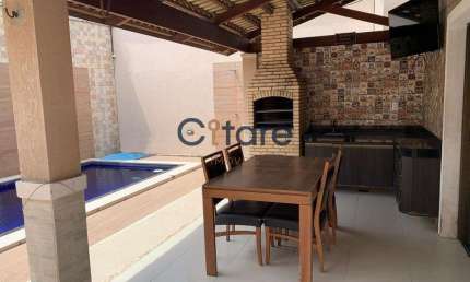 Casa com 3 quartos à venda na Rua Ipê, 12, Centro, Eusébio por R$ 800.000