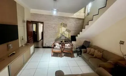Casa à venda 3 Quartos, 1 Suite, 4 Vagas, 360M², Parque Xangri-La, Contagem -
