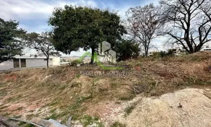 Terreno à venda no Portal do Sol, Contagem 