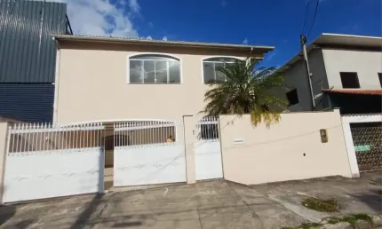 Excelente Casa com 4 quartos 351 m2, em Campo Grande.