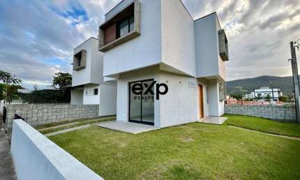Casa com 3 quartos à venda na Pedro Miguel Linhares, 255, Areais da Palhocinha, Garopaba por R$ 697.000