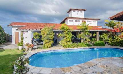 Casa com 6 quartos à venda na Dr Cezarnildo Pamplona, 30, Icaraí, Caucaia por R$ 750.000