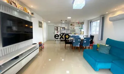 Apartamento com 3 quartos à venda na Rua Garoupa, 155, Itacolomi, Balneário Piçarras por R$ 1.150.000