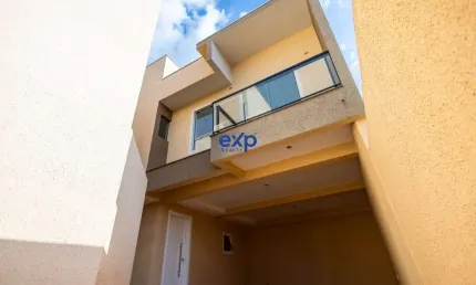 Casa com 3 quartos à venda na Rua Marian Tadeuzs Laslowski, 144, Cajuru, Curitiba por R$ 599.000