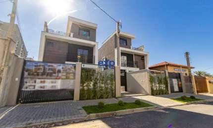 Casa com 4 quartos à venda na Rua Tucum, 26, Uberaba, Curitiba por R$ 749.000