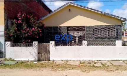 Casa com 4 quartos à venda na Pistóia, 65, Afogados, Recife por R$ 500.000