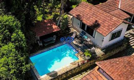 Casa com 4 quartos à venda na Promenade, 400, Nogueira, Petrópolis por R$ 1.550.000