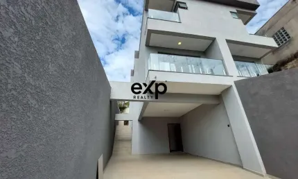 Casa com 3 quartos à venda na Avenida Cinamomos, 594, Jardim dos Pinheiros, Atibaia por R$ 850.000