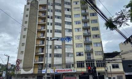Kitnet / Stúdio para alugar na Roberto de Barros, 25, Centro, Juiz de Fora por R$ 650