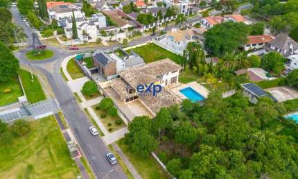 Casa com 4 quartos à venda na Rua Francisco Schaffer, 203, Vista Alegre, Curitiba por R$ 5.990.000