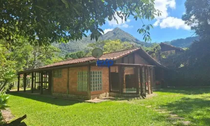 Casa em condomínio fechado com 3 quartos à venda na das Perobas, 2000, Araras, Petrópolis por R$ 590.000
