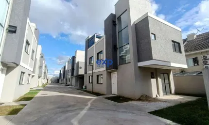Casa com 3 quartos à venda na Rua Rodolfo Bernardelli, 569, Uberaba, Curitiba por R$ 639.000