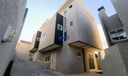 Casa com 3 quartos à venda na rua jorge de poli, 240, xaxim, curitiba por r$ 660.000