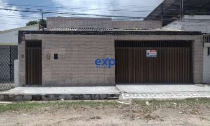 Casa com 4 quartos à venda na Tenente Guimarães, 72, Campo Grande, Recife por R$ 550.000