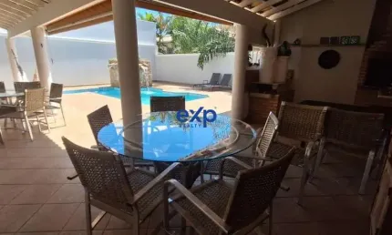 Casa em condomínio fechado com 5 quartos à venda na Rua Carlos Penteado Stevenson, 1059, Jardim Paiquerê, Valinhos por R$ 2.400.000