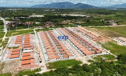 Casa com 2 quartos à venda na bulgária, 138, gereraú, itaitinga por r$ 185.000