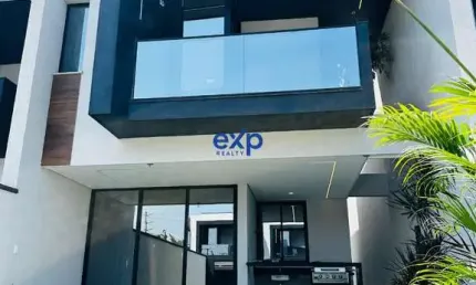 Casa em condomínio fechado com 4 quartos à venda na Francisco Ferreira da Silva, 544, Timbu, Eusébio por R$ 759.900