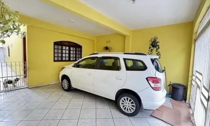 Casa com 3 quartos à venda na Ministro José Américo de Almeida, 473, Jardim Sapopemba, São Paulo por R$ 494.000
