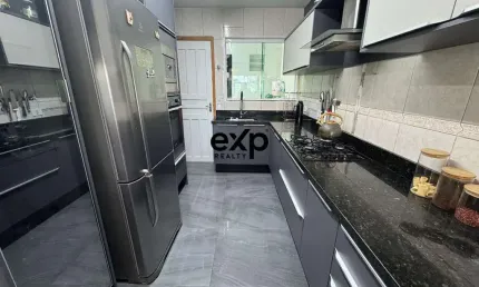 Casa com 2 quartos à venda na Rua Professora Lourdes Grutter Bonin, 1022, Parque da Fonte, São José dos Pinhais por R$ 430.000