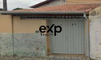 Casa com 2 quartos à venda na Potiguaras, 97, Vila Hepacare, Lorena por R$ 243.000