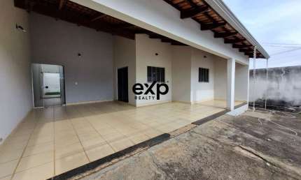 Casa com 3 quartos à venda na José Coelho Borges, 946, Loteamento Ipanema, Catalão por R$ 380.000