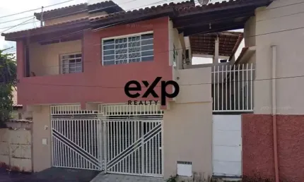 Casa com 2 quartos para alugar na Sebastião Nicolino, 29, Vila Expedicionários Cruzeirenses, Cruzeiro por R$ 1.150