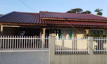 Casa com 3 quartos à venda na Rua Prefeito Itamar B. Cordeiro, 441, Centro, Araquari por R$ 450.000