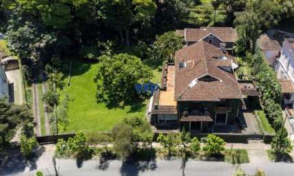 Casa com 13 quartos para alugar na Ipiranga, 135, Centro, Petrópolis por R$ 48.000