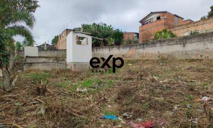 Terreno à venda na Rua Portugal, 58, Campina do Arruda, Almirante Tamandaré por R$ 299.900