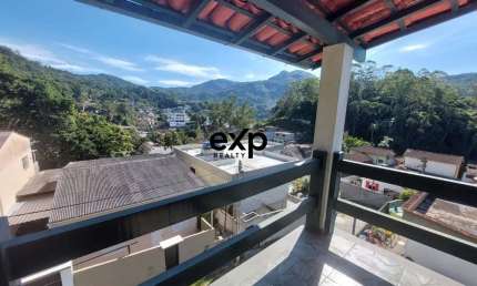 Casa com 3 quartos à venda na André Lepsch, 35, Mosela, Petrópolis por R$ 1.200.000