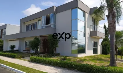 Casa em condomínio fechado com 4 quartos à venda na Rua Ivo José Rebello, 610, Santa Regina, Camboriú por R$ 3.499.000