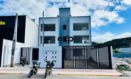 Apartamento com 2 quartos à venda na Rio Correntes, 68, Rio Pequeno, Camboriú por R$ 480.000