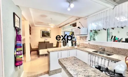 Casa em condomínio fechado com 3 quartos à venda na rua frederico stella, 358, cachoeira, curitiba por r$ 830.000