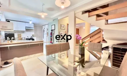 Casa em condomínio fechado com 3 quartos à venda na Rua Frederico Stella, 358, Cachoeira, Curitiba por R$ 830.000