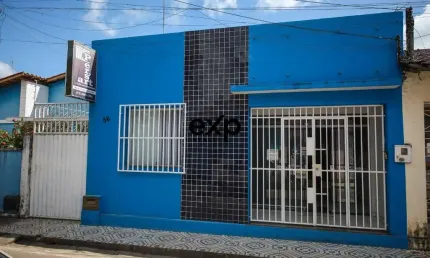 Casa com 3 quartos à venda na Rua Primeiro de Março, 56, Centro, Valença por R$ 750.000