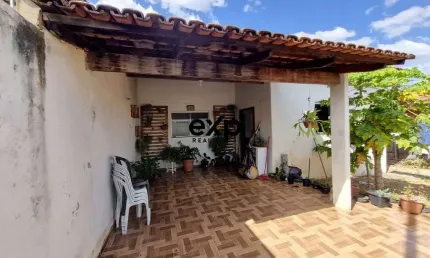 Casa com 3 quartos à venda na 2003, 27, loteamento paineiras, catalão por r$ 285.000