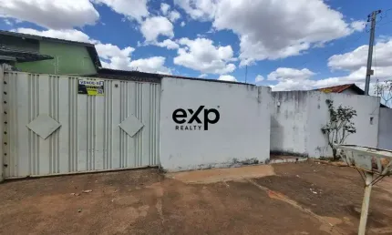Casa com 3 quartos à venda na 2003, 27, loteamento paineiras, catalão por r$ 285.000