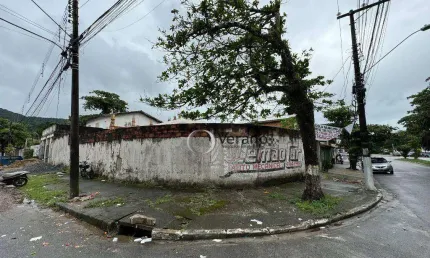 Terreno à venda na Avenida Manoel Alves de Moraes, 547, Enseada, Guarujá