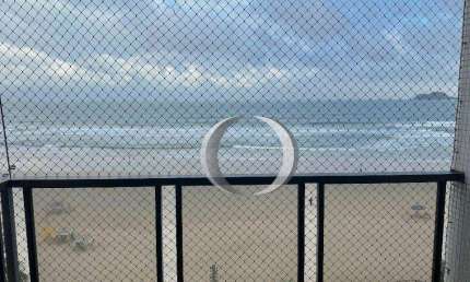 Guarujá, Frente Mar na Pitangueiras, Reformado, 2 vagas na garagem, prédio com piscina