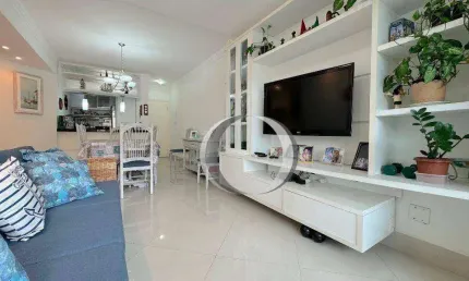 Praia da Enseada, 500 metros da praia, Guaruja, Apartamento Reformado e com lazer